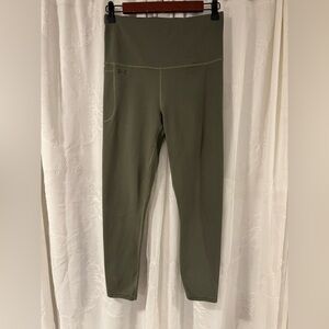 Under Armour Sage Green Active Athletic Running Leggings
Women’s M
